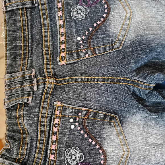 2 for $21 - Picture 9 of 12